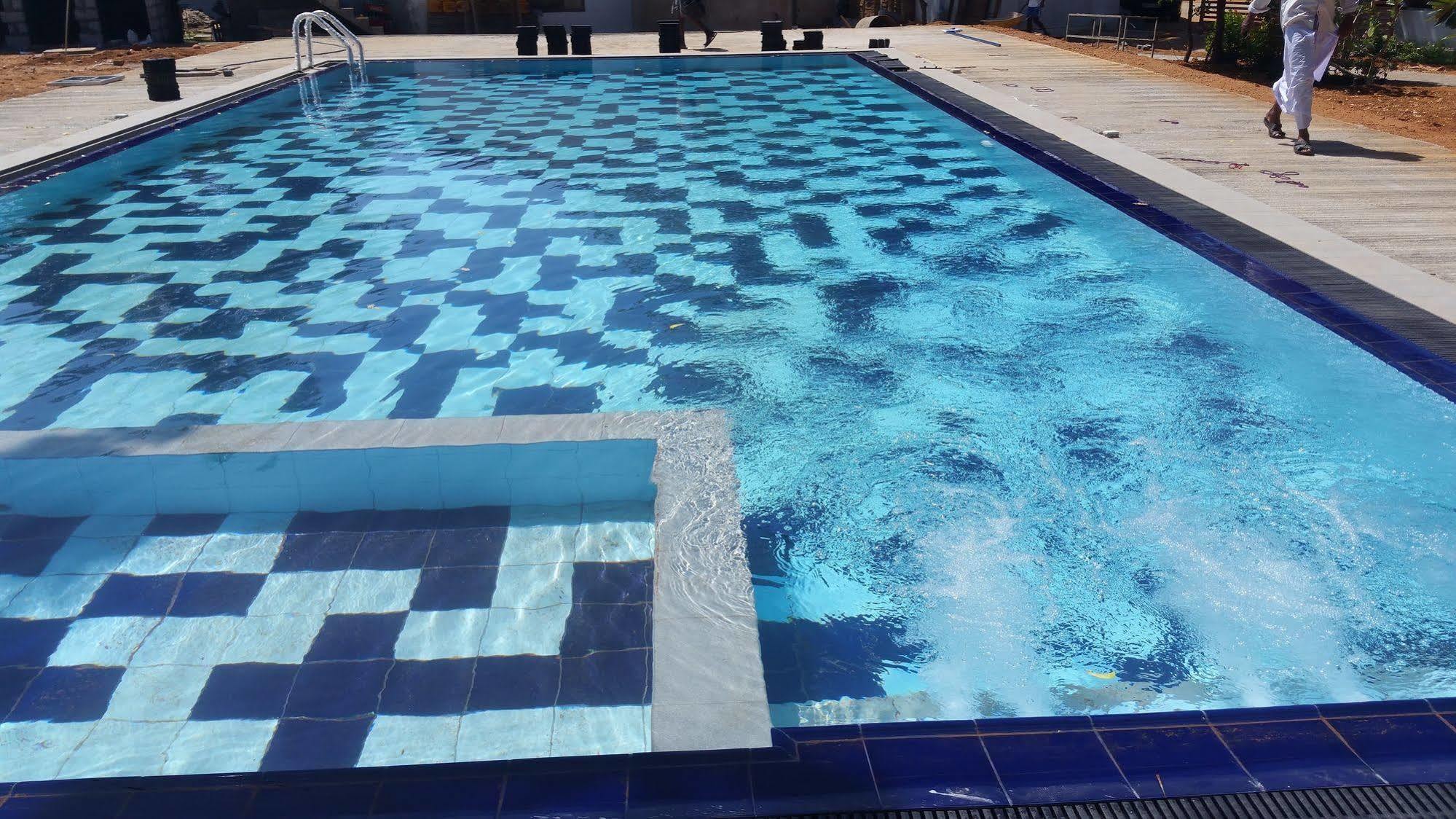 Jade Green Hotel Hambantota Extérieur photo